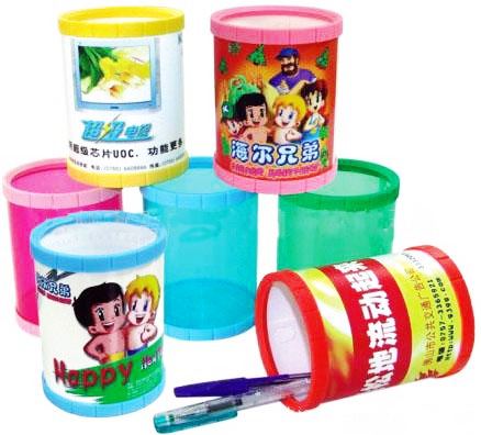 PP笔筒订做指南 实用文具办公用品的优选之选